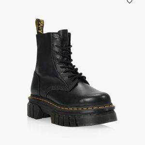 Dr.marten AUDRICKS size 7 womens